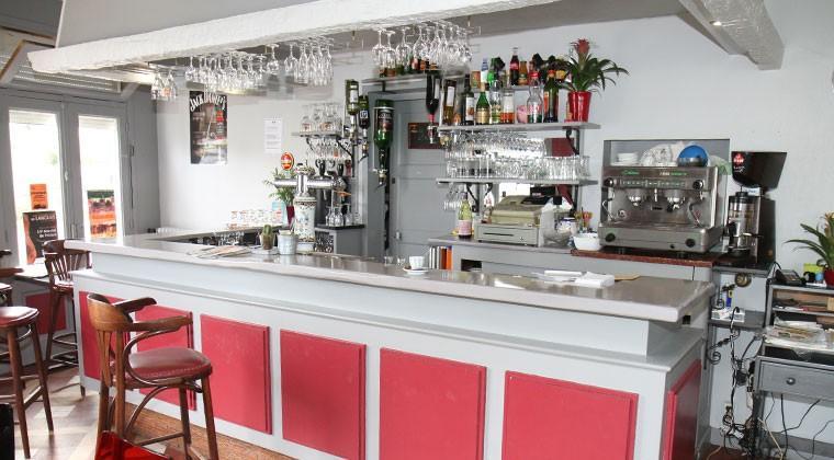 Hotel Restaurant L'Avenir แซงต์-ปิแอร์-เดส์-กอร์ ภายนอก รูปภาพ